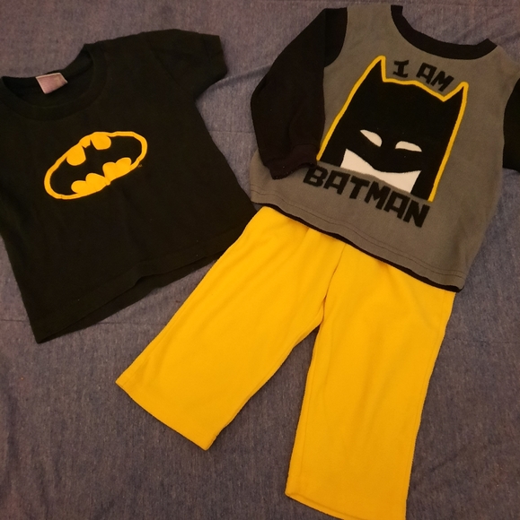 Other - Size 2t 3t Batman set of pajamas and T-shirt